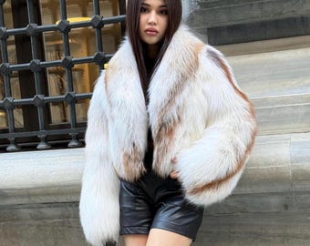Abrigo de piel de zorro blanco para mujer / Chaqueta de piel auténtica hecha a mano con cuello / Abrigo de invierno de lujo corto y recortado / Chaqueta de piel elegante y personalizada