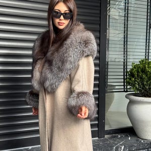 Handmade Alpaca Wool Coat: Beige Winter Outerwear with Fox Fur Trim