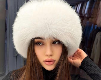 新品タグ付き✨ロシアンハット　リアルファー　北極キツネ 黒キツネの毛皮のロシアの帽子、コサック帽子、本物のキツネの毛皮の