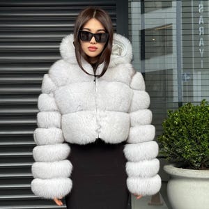 Women Handmade Fox Fur Jacket | White Crop Short Fox Fur Jacket With Hood | Natural Fox Fur Jacket | Gift For Her | Luxury Fox Fur Jacket
