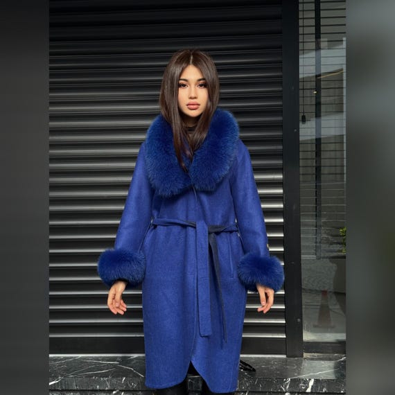 Cappotto in alpaca blu Sax con finiture in pelliccia di volpe