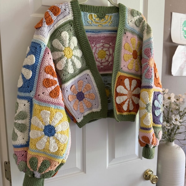Mystery Retro Daisy Granny Square Cardigan Crochet Pattern | PDF Crochet Pattern – English Only
