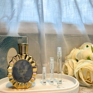 Lattafa Victoria EDP for Women Decant Sample - 2ml 5ml 10ml - Middle Eastern Arabic Perfume Cologne