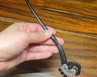 Silver Lock Asian Hair Pin with Black Beads