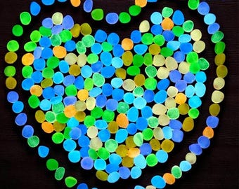 100 piedras luminosas que brillan en la oscuridad, piedras fluorescentes azules para jardín, piedras decorativas para acuarios, piedras de resina mágicas brillantes para regalar en casa.