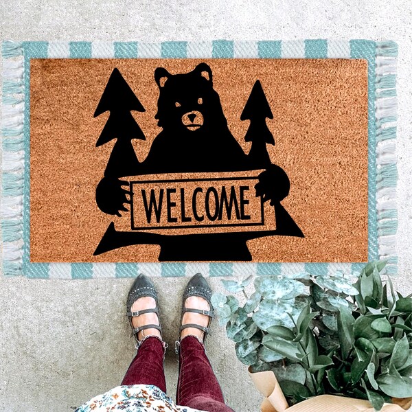 Bear Welcome Coir Doormat: Rustic Cabin Decor