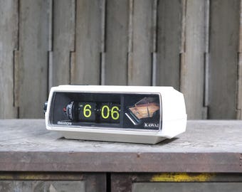 Vintage 70's Japan Sankyo DT-431 Joy-clo White Digital Flip Clock