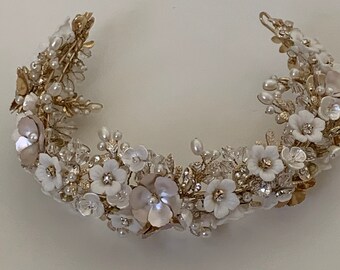 Floral Bridal Headpiece Vintage Bridal Headpiece Bridal Headband Bridal Crown White Bridal Headpiece Pearl Bridal Headpiece Gold Headpiece