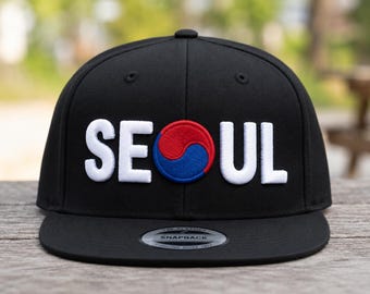 Seoul Puff Embroidery Snapback Hat – Korean Taegeuk Inspired Yupoong Premium Flat Bill Cap