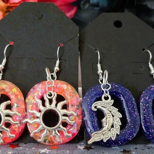 Sun and Moon Resin Earrings Set – Celestial Dangle Earrings – Glitter Handmade Jewelry – Cosmic Sun & Moon Gifts