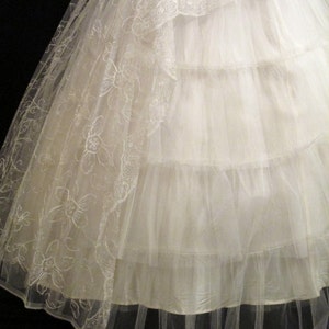 Vintage 50's 50s STRAPLESS Bombshell Ivory Tulle Embroidered Lace Party Prom Wedding DRESS Gown image 5