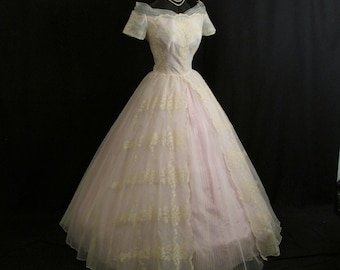 Vintage 1950's 50's Sylvia Ann Bridals Lavender Pink Ivory Flocked Floral Chiffon Organza Taffeta Party Prom Wedding Bridal Dress Gown