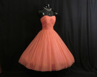 Vintage 1950's 50s Strapless Coral Peach Pink Ruched Chiffon Organza Party Prom Wedding Dress Gown