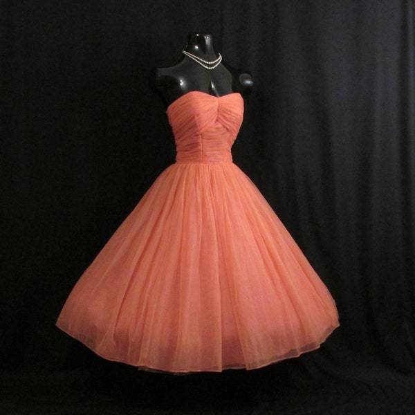 Vintage 1950's 50s Strapless Coral Peach Pink Ruched Chiffon Organza Party Prom Wedding Dress Gown