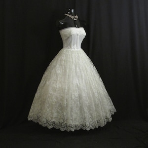 Vintage 1950's 50s STRAPLESS Bombshell Silk Lace Tulle Party Prom Wedding DRESS Gown