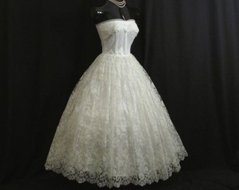 Vintage 1950's 50s STRAPLESS Bombshell Silk Lace Tulle Party Prom Wedding DRESS Gown