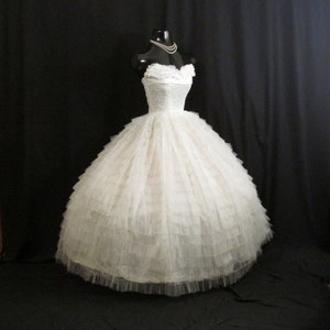 Vintage 1950's 50s STRAPLESS Bombshell White Lace Tiered Tulle Circle Skirt Party Prom Wedding DRESS Gown