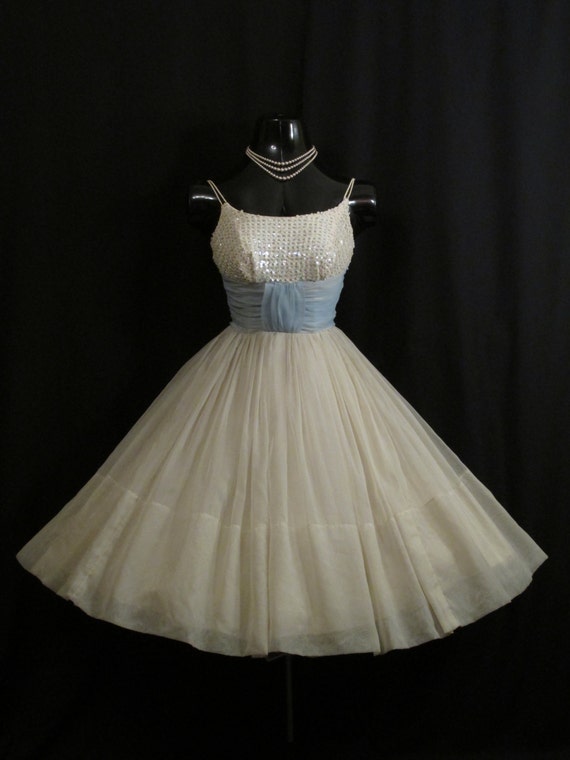 Vintage 1950's 50s Ivory Baby Blue Ruched Chiffon… - image 2