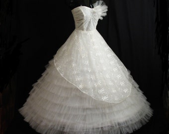 Vintage 50's 50s STRAPLESS Bombshell White Tulle Lace Party Prom Wedding DRESS Gown