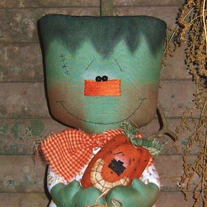 Patti's Ratties Primitive Frankenstien Halloween Door Doll Paper Pattern 109