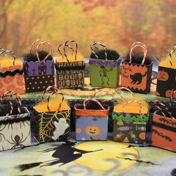 Miniature Trick-Or-Treat Bags Set "A", Handmade