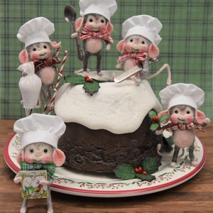 Mini Mice Christmas Cake Baking Scene, Vignette, Needle Felted!.............Free U.S. Shipping Too!