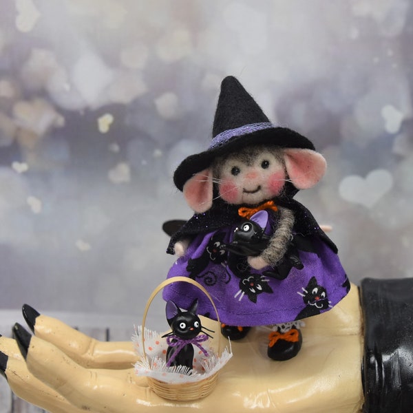 Halloween Mouse Witch "Eliza Jane"-Needle Felted!