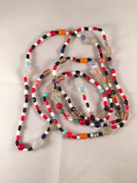 Vintage Multi-Colored Beaded Necklace - image 1