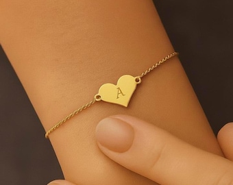 Custom Initial Bracelet, Minimalist 3D Heart Charm Bracelet, Engraved Letter Bracelet, Gold Bracelet, personalised Jewelry, Mothers day gift