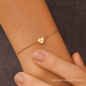 Custom Initial Bracelet, Minimalist 3D Heart Charm Bracelet, Engraved Letter Bracelet, Gold Bracelet, personalised Jewelry,Mother&#39;s day gift