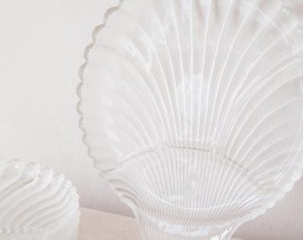 Talerz szklany w stylu vintage Arcoroc z muszlą Coquillage