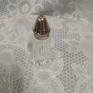 Vintage Glas Zuckerstreuer