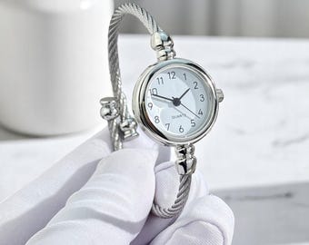 Elegant Silver Women's Watch – Vintage-Inspired Bracelet, Delicate Round Dial, Perfect Gift for Her, Christmas Luxury