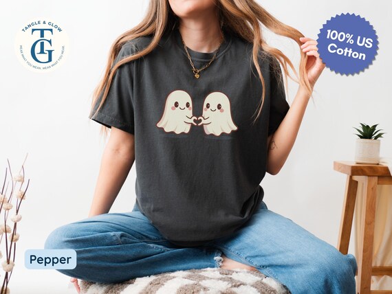Kawaii Ghost Friendship Shirt: Finger Heart Ghost Lover Tee