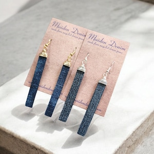 Denim oorbellen - skinny lange rechthoekige jean met draad omwikkelde hanger