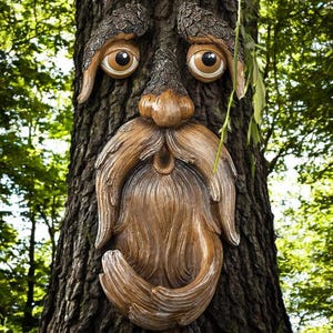 Tree Face Garden Decor – Whimsical Resin Bird Feeder for Outdoor Decor