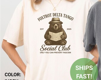 Camiseta Foxtrot Delta Tango Bear: Camiseta Social Club