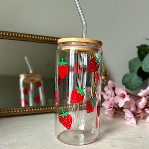 Strawberry Glass Tumbler, Bridal Shower Gift, Mother’s Day Gift, Iced Coffee Glass, Iced Coffee Cup, Summer Cup, Glass Cup with Strawberries
