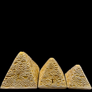 Egyptian Pyramid Set – Ancient Egypt Decor – Mini Pyramids for Altar or Desk – Pyramid Figurines – Egyptian Home Decor – Spiritual Gift Set