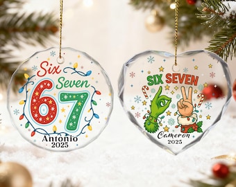 Benutzerdefinierte lustige 67 Ornament, Weihnachten Teen & Tween Six Seven Slang Andenken, Gen Z Wichtelgeschenk für Jungen oder Mädchen, Weihnachtsbaum Dekor 2025