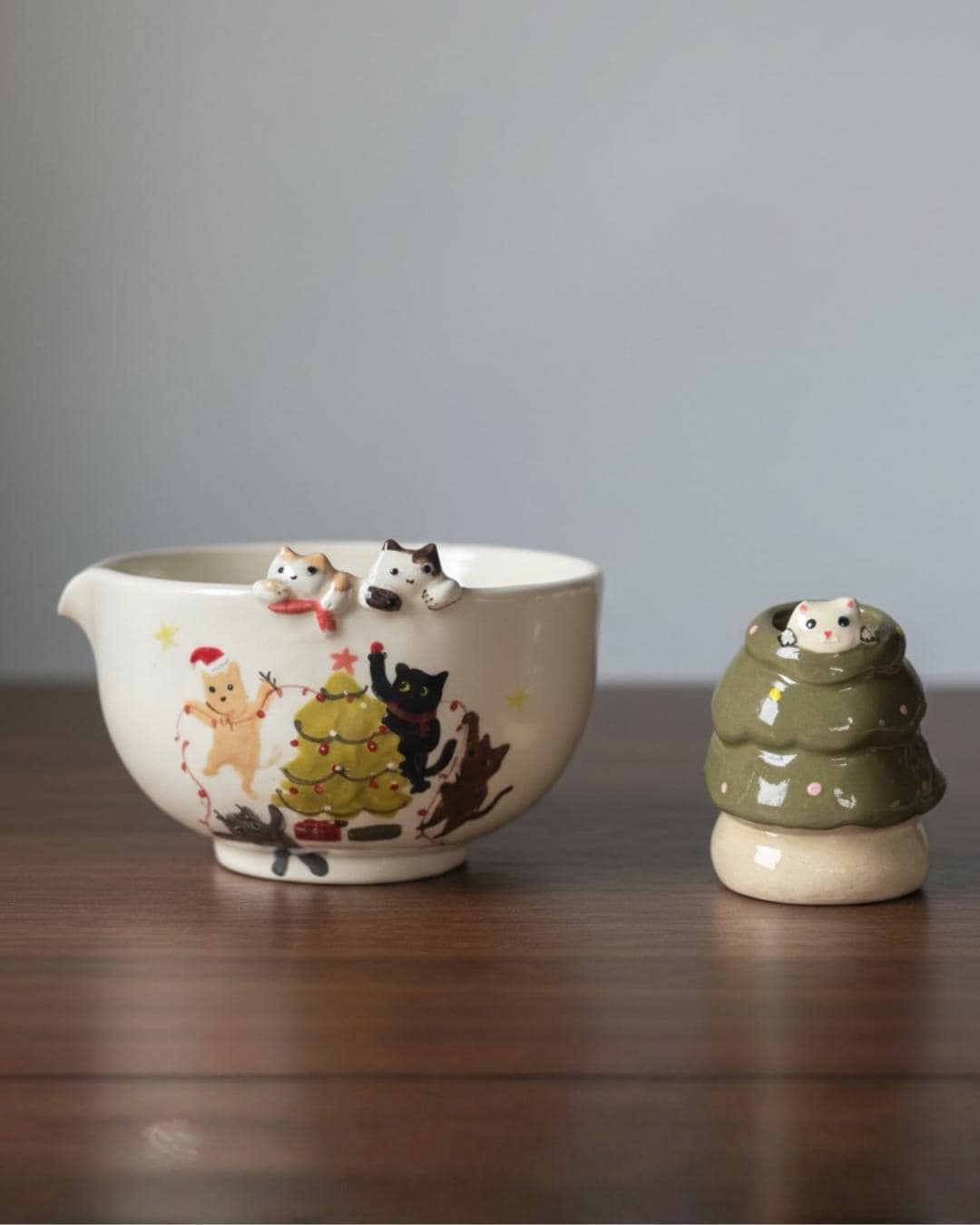 Handmade Christmas Cat Matcha Bowl Set - Ceramic Tea Bowl Whisk Holder - Cute Holiday Pottery Gift - Lovers Festive Tea Ceremony Decor