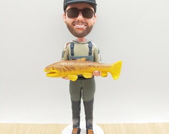 Figurka rybaka z kiwającą głową: ręcznie robiona figurka rybaka z żywicy