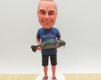 Personalizowana figurka rybaka z kiwającą głową: spersonalizowana figurka rybaka z żywicy