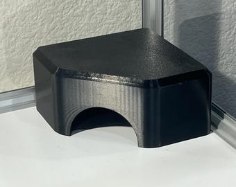 Small Light Weight Reptile Hide and Terrarium Decor