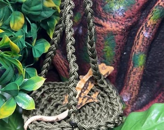 Amaca o piattaforma sospesa in nylon per gechi, ideale come decorazione per terrari e regalo per animali domestici.
