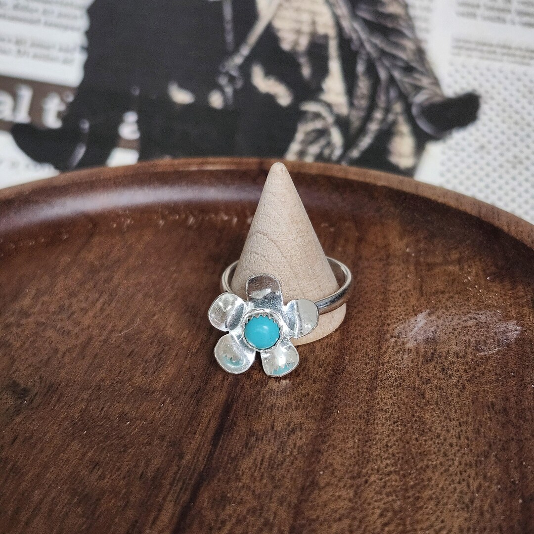 Handmade Sterling Silver and Kingman Turquoise Spinner Ring - Size 8 - Etsy
