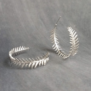 Silver Fern Earrings, branch hoop earring, fern hoop earrings, 1 inch hoop, tiny leaves hoop, rhodium hoops, leafy hoop, wispy plant earring