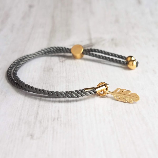 Thin Feather Bracelet