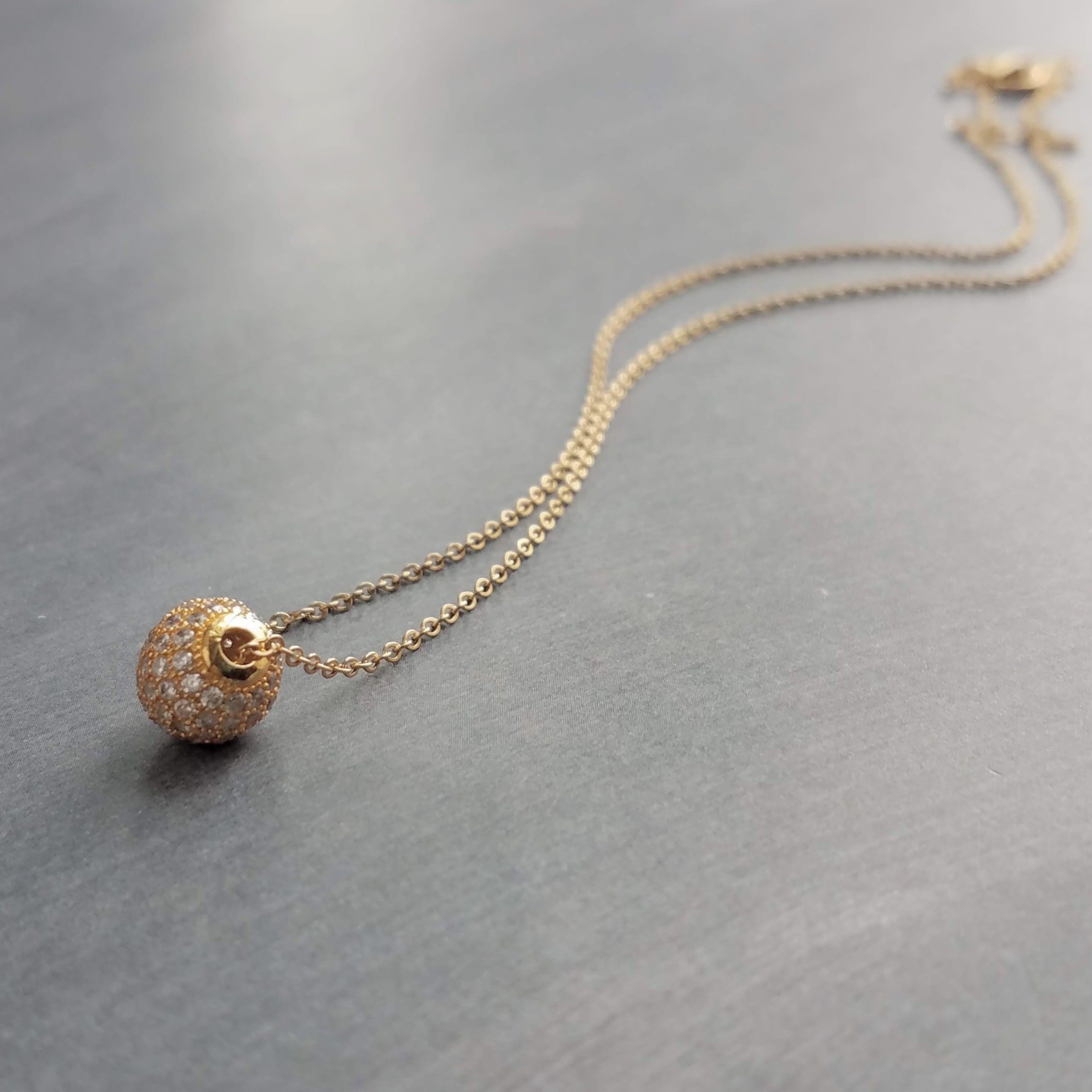 アクセサリー CRYSTAL BALL+GOLD CHAIN NECKLACE Gold Pave Ball Necklace, Round Crystal Slider, Thin Gold