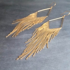 Gold Fringe Earrings, chain fringe earring, extra long gold earring, v shape earring, chain earring, chandelier earring, evening wear, sexy